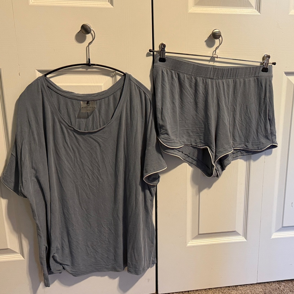 Recliner NYC Pajama Short Set